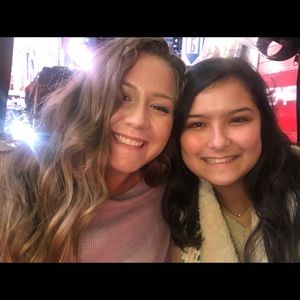 Meet your Posher, Camryn